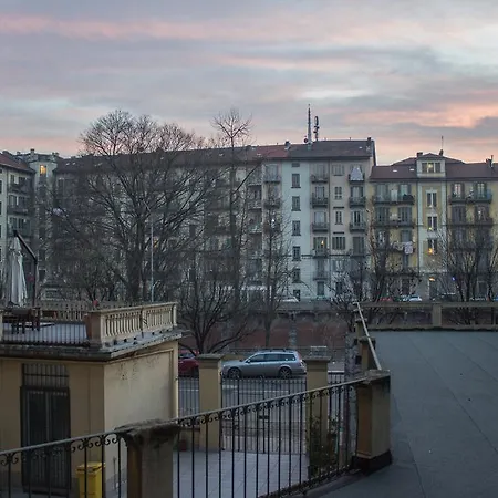 Prima D'ora * Turín